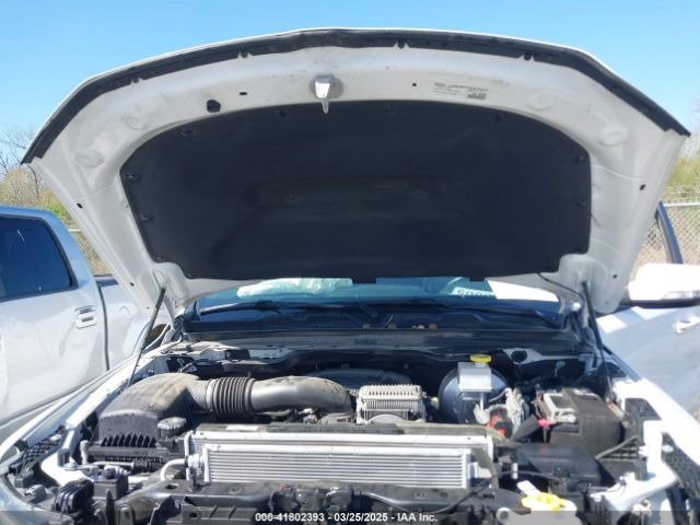 1C6RRERT1NN475598 RAM 1500 Laramie  4x2 6'4 Box
