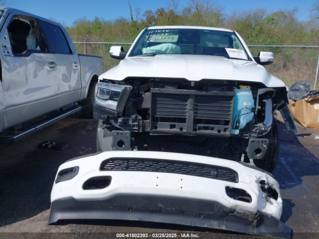 1C6RRERT1NN475598 RAM 1500 Laramie  4x2 6'4 Box