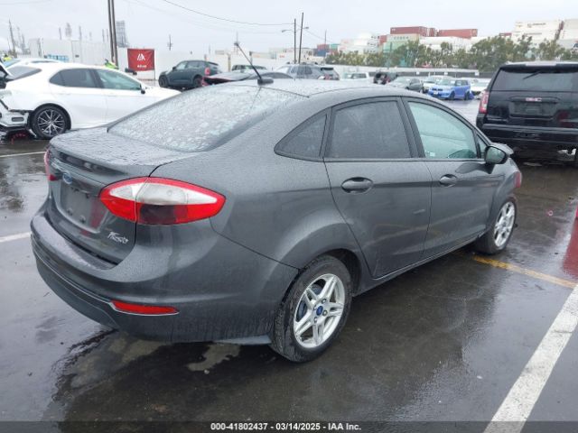 3FADP4BJ3JM127274 Ford FIESTA SE