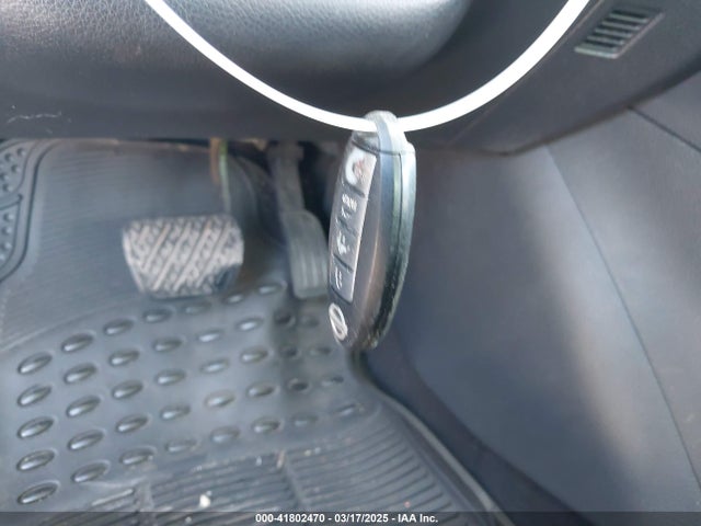 3N1AB7AP2GY257098 Nissan SENTRA SV