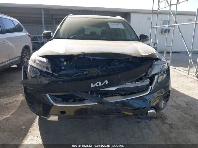 KNDEU2AA7R7502828 KIA SELTOS S