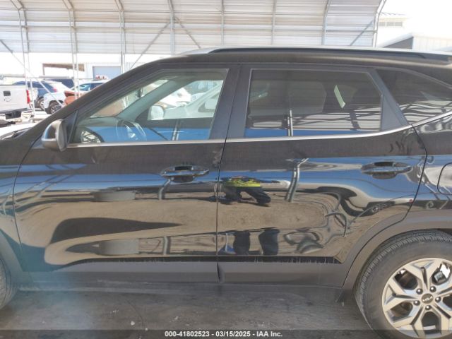 KNDEU2AA7R7502828 KIA SELTOS S