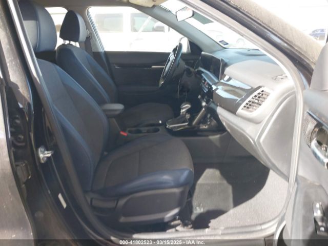 KNDEU2AA7R7502828 KIA SELTOS S