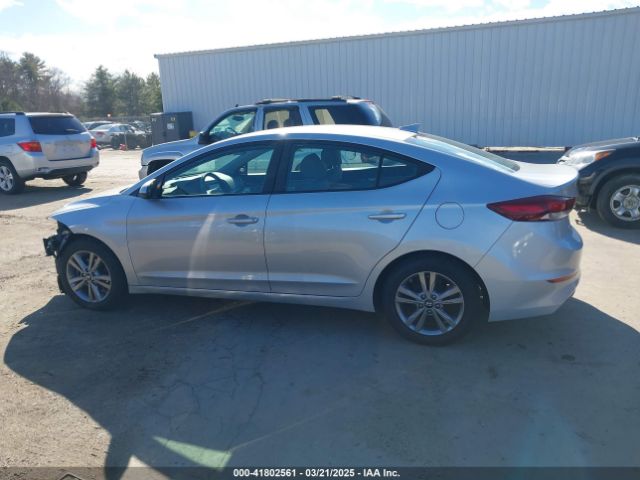 KMHD84LF9HU384846 Hyundai 2017