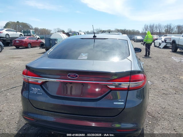 3FA6P0HDXHR263238 Ford FUSION SE