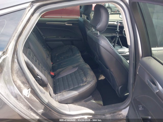 3FA6P0HDXHR263238 Ford FUSION SE