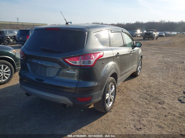 1FMCU0GX1FUA15608 Ford ESCAPE SE