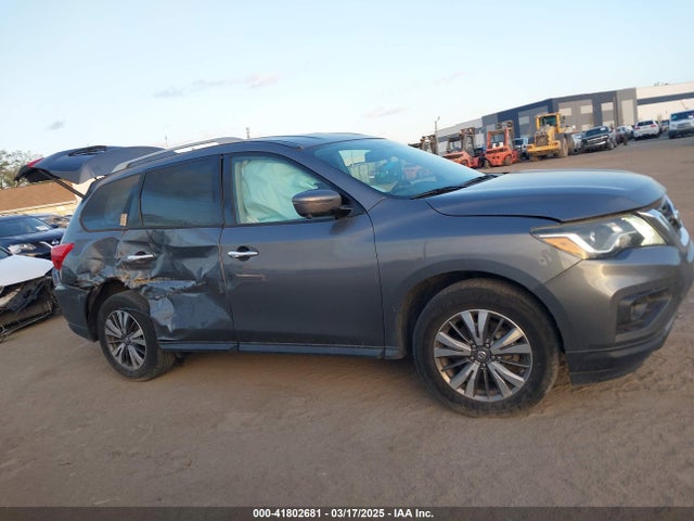 5N1DR2MN2KC594760 Nissan Pathfinder Sl