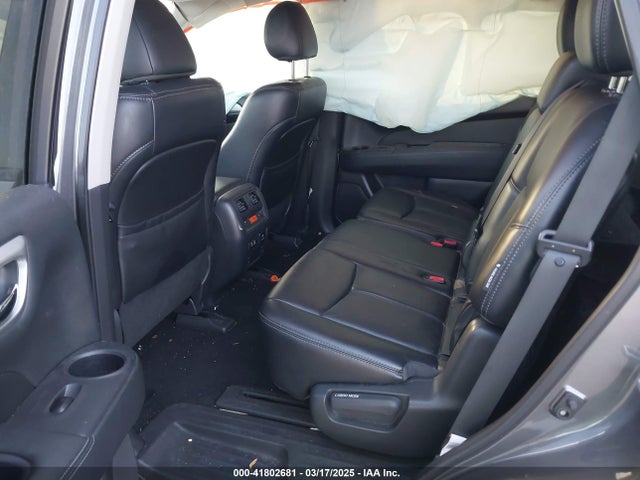 5N1DR2MN2KC594760 Nissan Pathfinder Sl