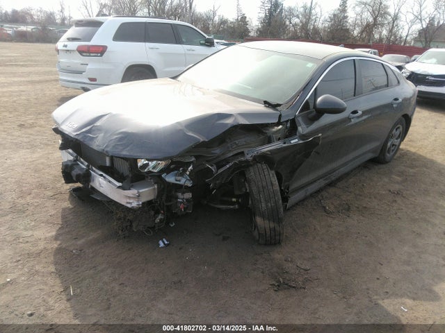 5XXG14J24NG107450 KIA K5 LXS