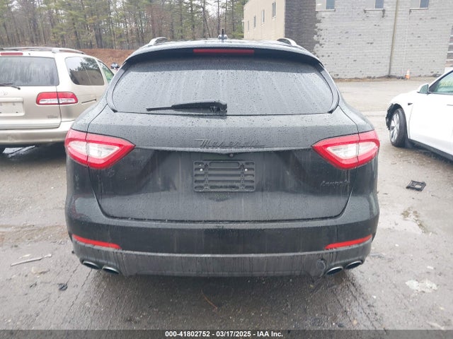 ZN661XUA6HX250718 Maserati m156d