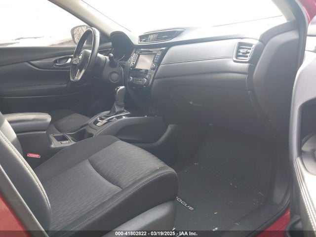 JN8AT2MT5HW396421 Nissan ROGUE SV