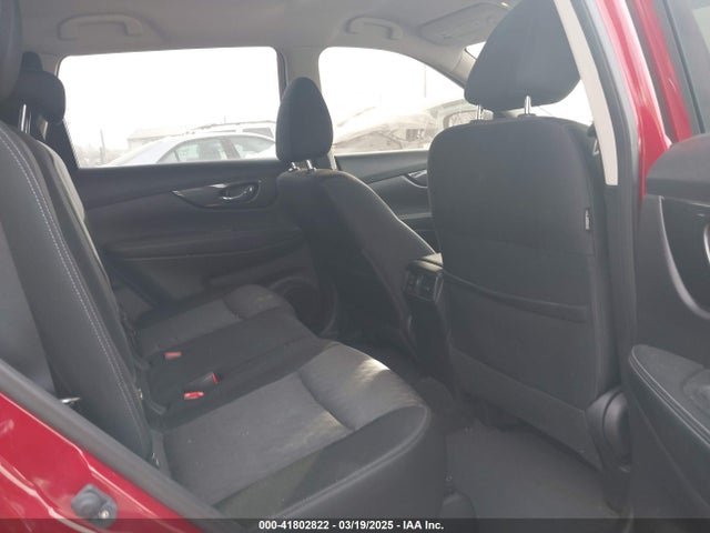 JN8AT2MT5HW396421 Nissan ROGUE SV