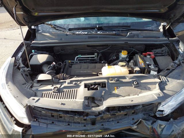 3GNCJLSB1JL305805 Chevrolet Trax Lt