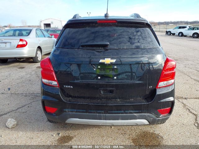 3GNCJLSB1JL305805 Chevrolet Trax Lt