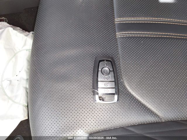 1FMJU1M8XREA69417 Ford Expedition Platinum