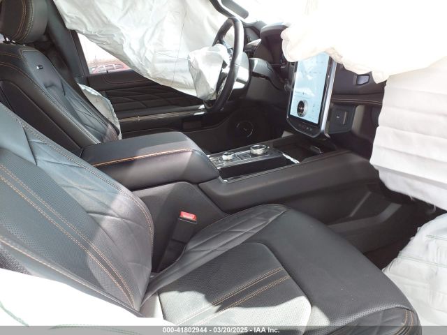 1FMJU1M8XREA69417 Ford Expedition Platinum