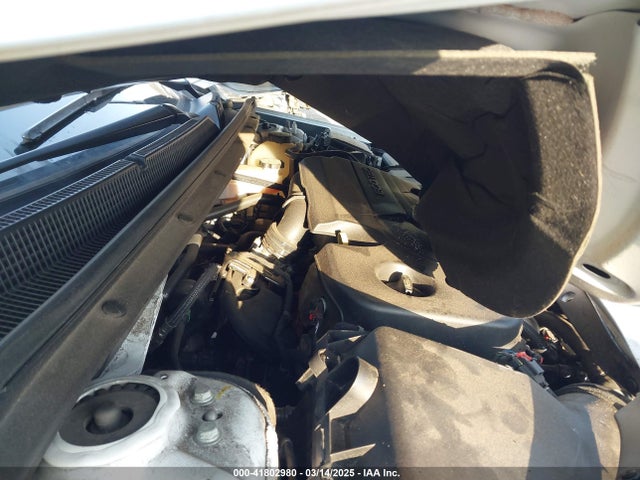 1G1ZD5ST1NF109645 Chevrolet Malibu Fwd Lt