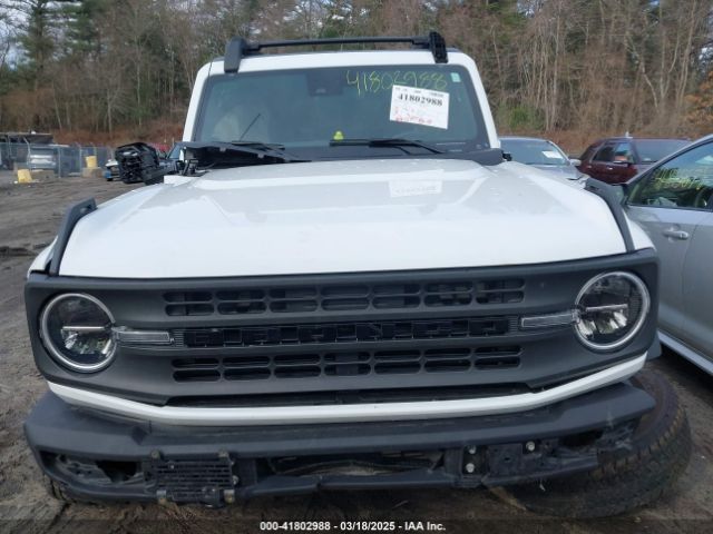 1FMDE5AH2NLB64677 Ford Bronco