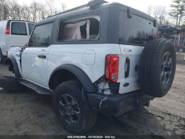 1FMDE5AH2NLB64677 Ford Bronco