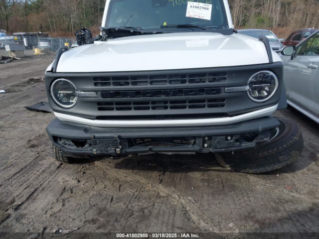 1FMDE5AH2NLB64677 Ford Bronco