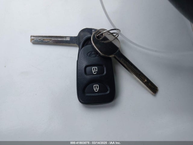 KMHCT4AE0HU183146 Hyundai ACCENT SE