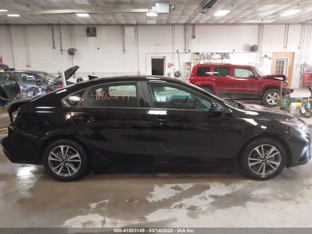 3KPF24AD9PE692225 KIA Forte Lxs