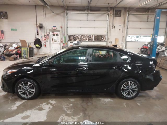 3KPF24AD9PE692225 KIA Forte Lxs