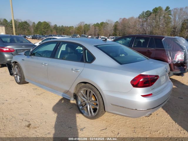 1VWAA7A32JC035560 Volkswagen Passat 2.0t R-line/2.0t S