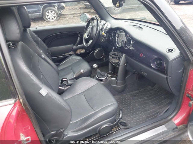 2006 MINI COOPER S WMWRE33546TL22498 Photo 4