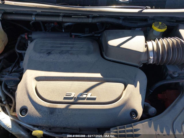 2C4RC1BGXJR157184 Chrysler Pacifica Touring L