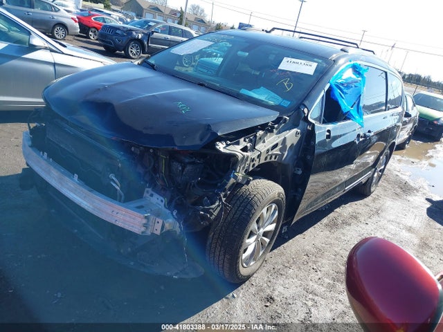 2C4RC1BGXJR157184 Chrysler Pacifica Touring L