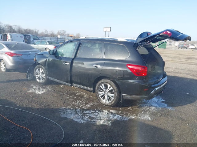 5N1DR2MNXJC642696 Nissan Pathfinder Sv