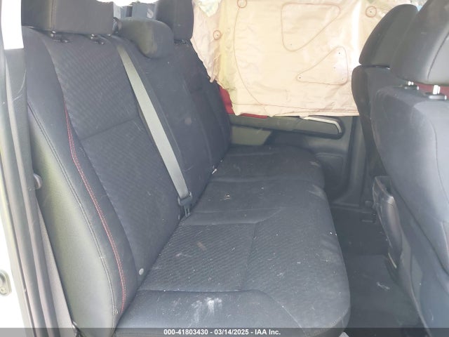 3TYCZ5AN6PT179375 Toyota Tacoma Sr5 V6