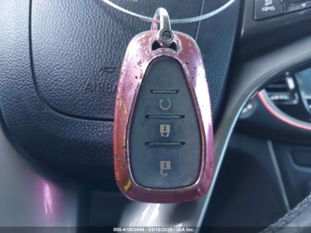 3GNCJLSB4HL176131 Chevrolet Trax Lt