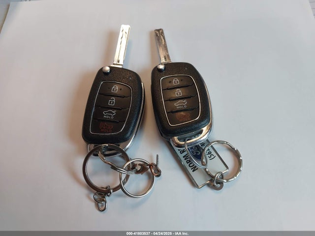 5NPE24AF5JH617778 Hyundai SONATA SE