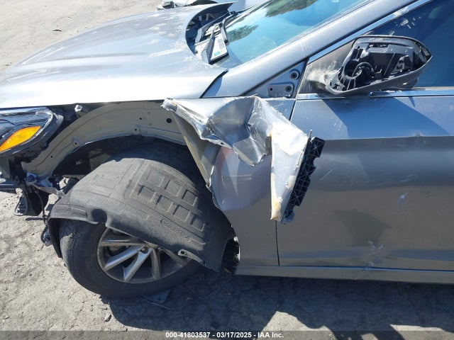 5NPE24AF5JH617778 Hyundai SONATA SE