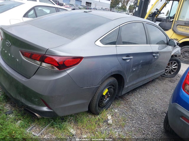 5NPE24AF5JH617778 Hyundai SONATA SE