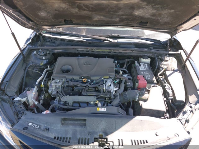 4T1B11HK3JU143239 Toyota CAMRY SE