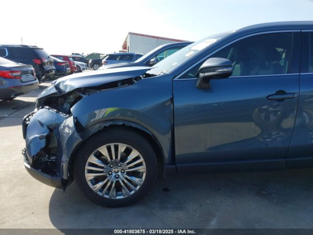 JTEAAAAH1NJ117577 Toyota Venza Xle