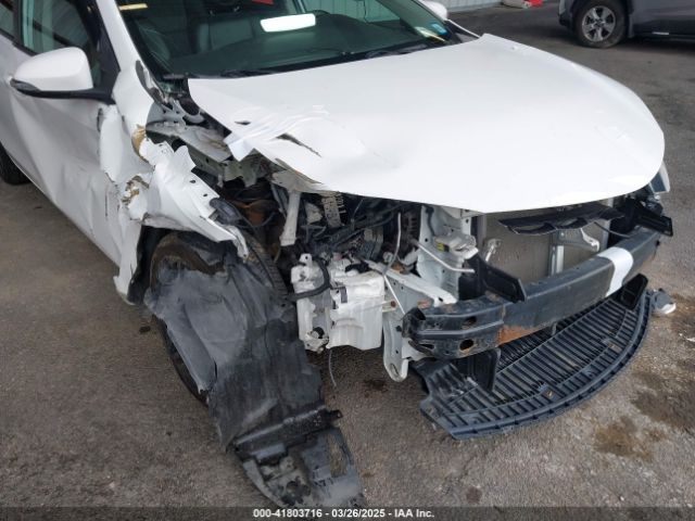 2T1BURHE8FC405068 Toyota Corolla S Premium