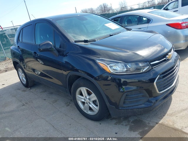 KL7CJKSB8MB303491 Chevrolet Trax Fwd Ls