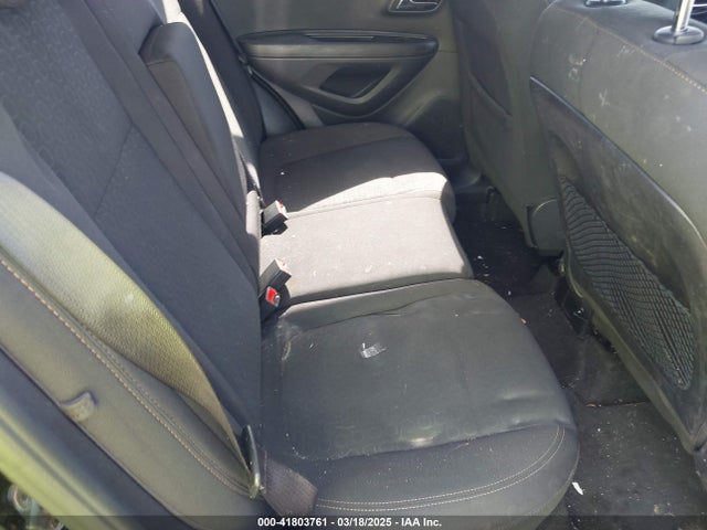 KL7CJKSB8MB303491 Chevrolet Trax Fwd Ls