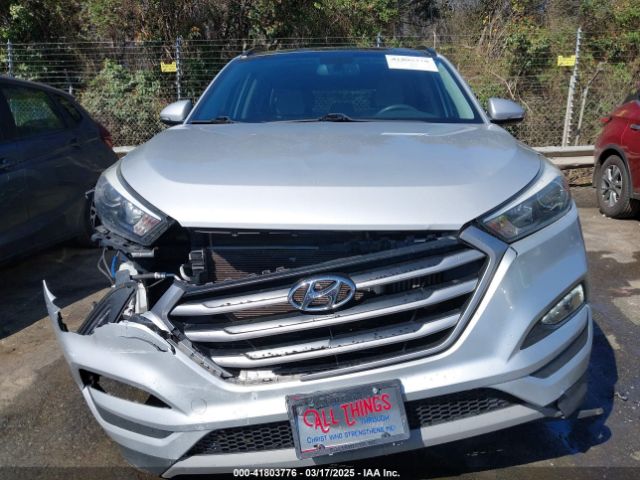 KM8J3CA29JU689202 Hyundai Tucson Value