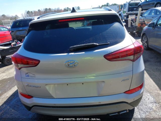 KM8J3CA29JU689202 Hyundai Tucson Value