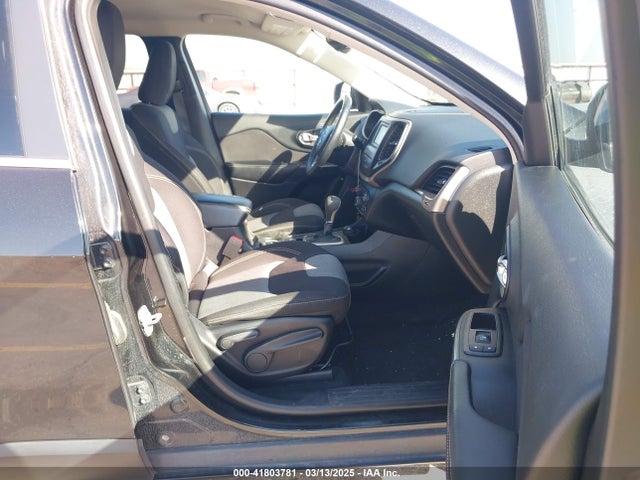 1C4PJMCB0EW171710 Jeep Cherokee Latitude