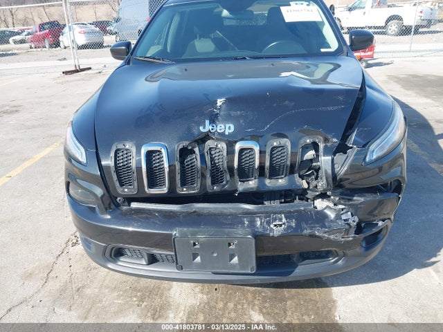 1C4PJMCB0EW171710 Jeep Cherokee Latitude
