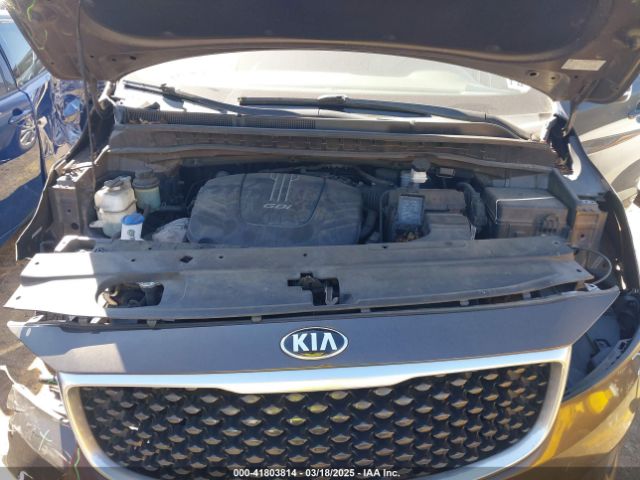KNDMB5C14H6329340 KIA SEDONA LX