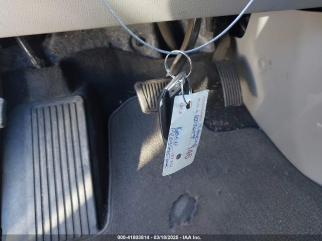KNDMB5C14H6329340 KIA SEDONA LX