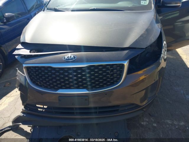 KNDMB5C14H6329340 KIA SEDONA LX